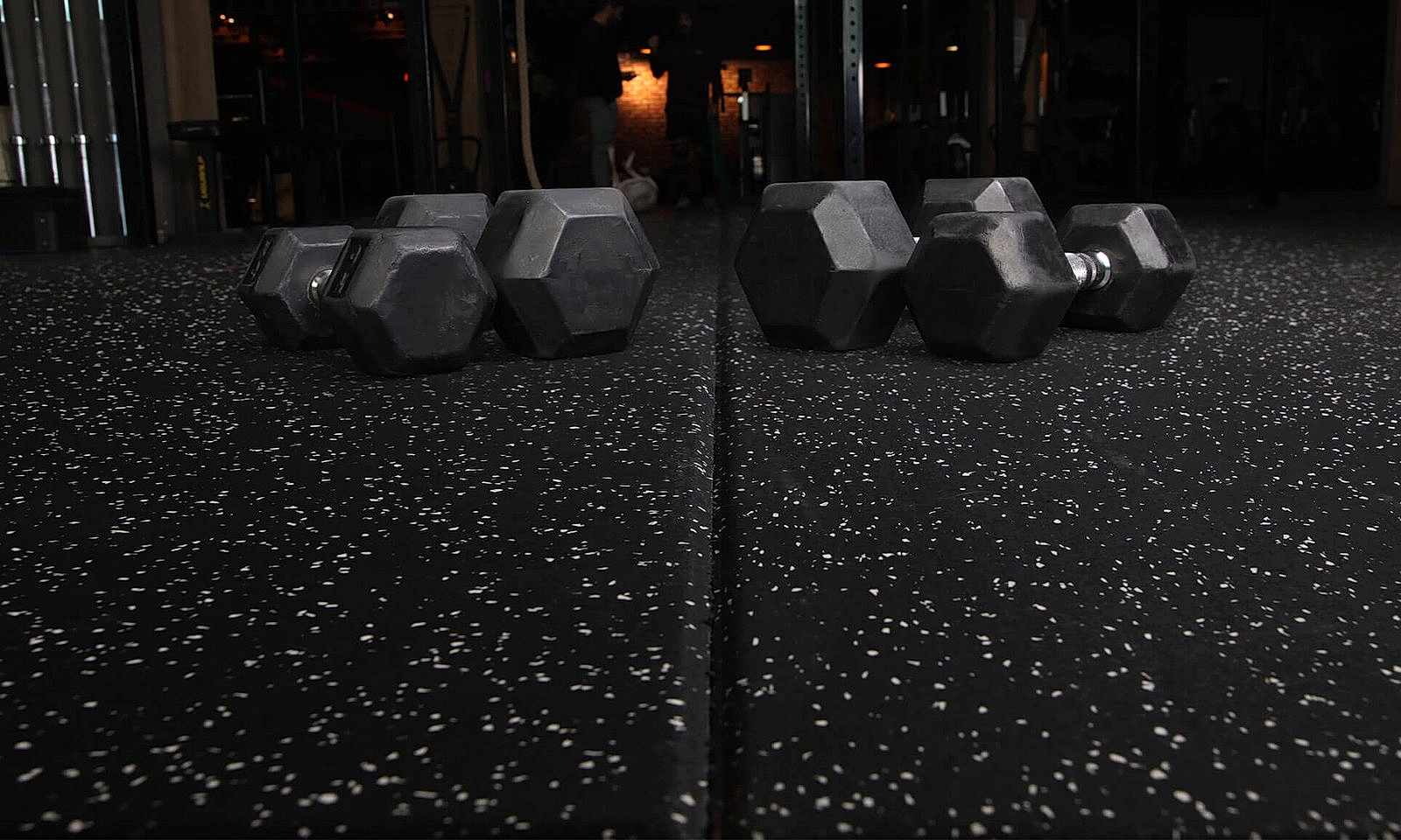 Kalite Belgelerimiz 1 Kauçuk zemin döşeme karolarının artıları